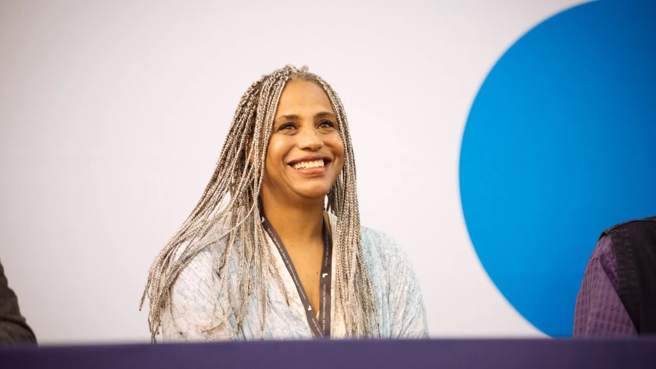 Ángela Correa. Pino Solanas. Tres en la deriva del acto creativo