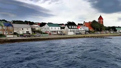 Financial Times sugirió al Reino Unido "reducir la militarización" en Malvinas y reanudar vuelos Financial Times sugirió al Reino Unido "reducir la militarización" en Malvinas y reanudar vuelos