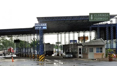 El Gobierno autorizó la reapertura de dos pasos fronterizos con Paraguay El Gobierno autorizó la reapertura de dos pasos fronterizos con Paraguay
