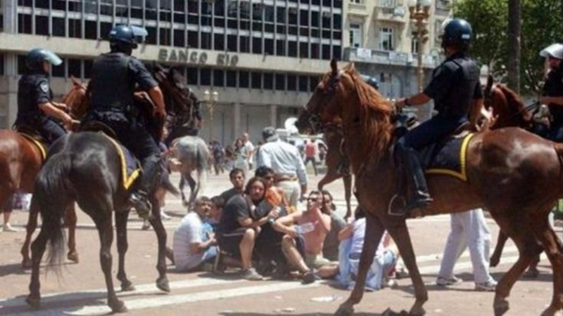 Cómo el fallo por la represión del 2001 expone la debilidad del juicio a CFK 