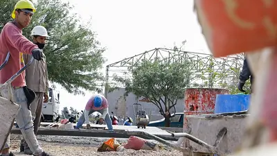 Construcción: los salarios del sector quedaron un 95,6% por debajo de la inflación de Milei Construcción: los salarios del sector quedaron un 95,6% por debajo de la inflación de Milei