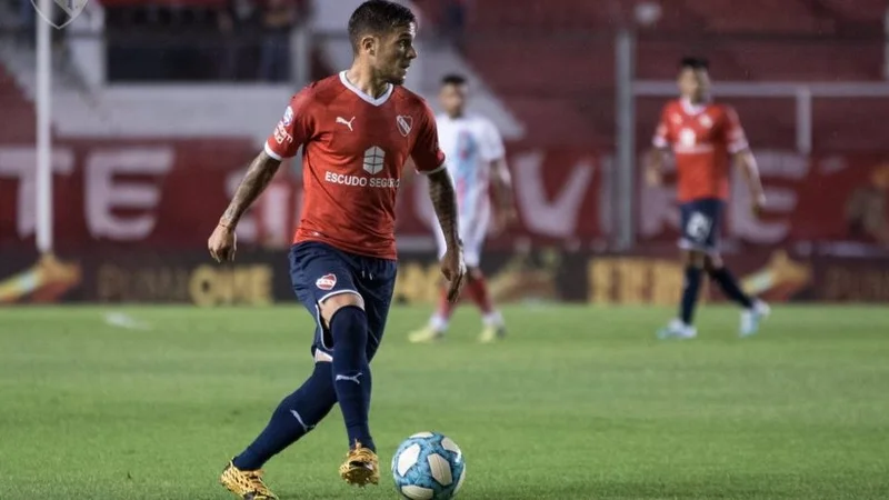 Fabricio Bustos resuelve no extender vínculo con Independiente
