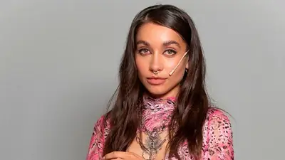 María Bacerra. María Bacerra.