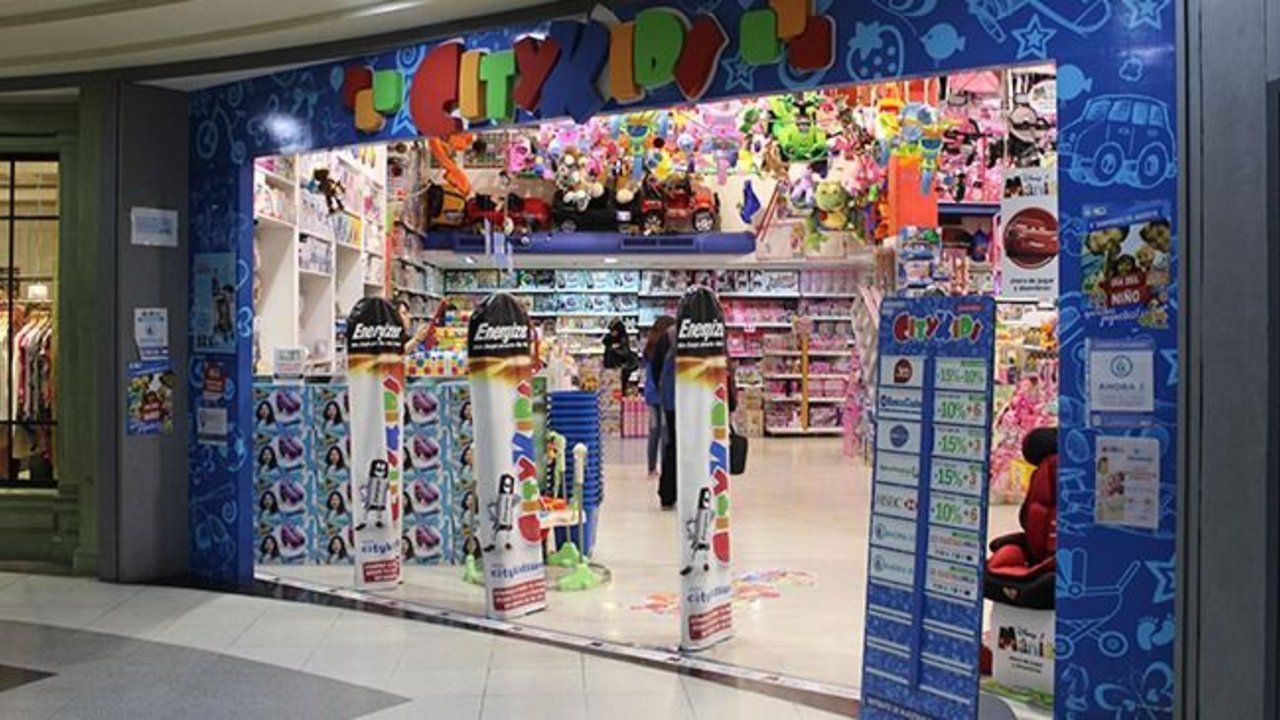 Navidad: a qué hora cierran shoppings y jugueterías el 24 de diciembre