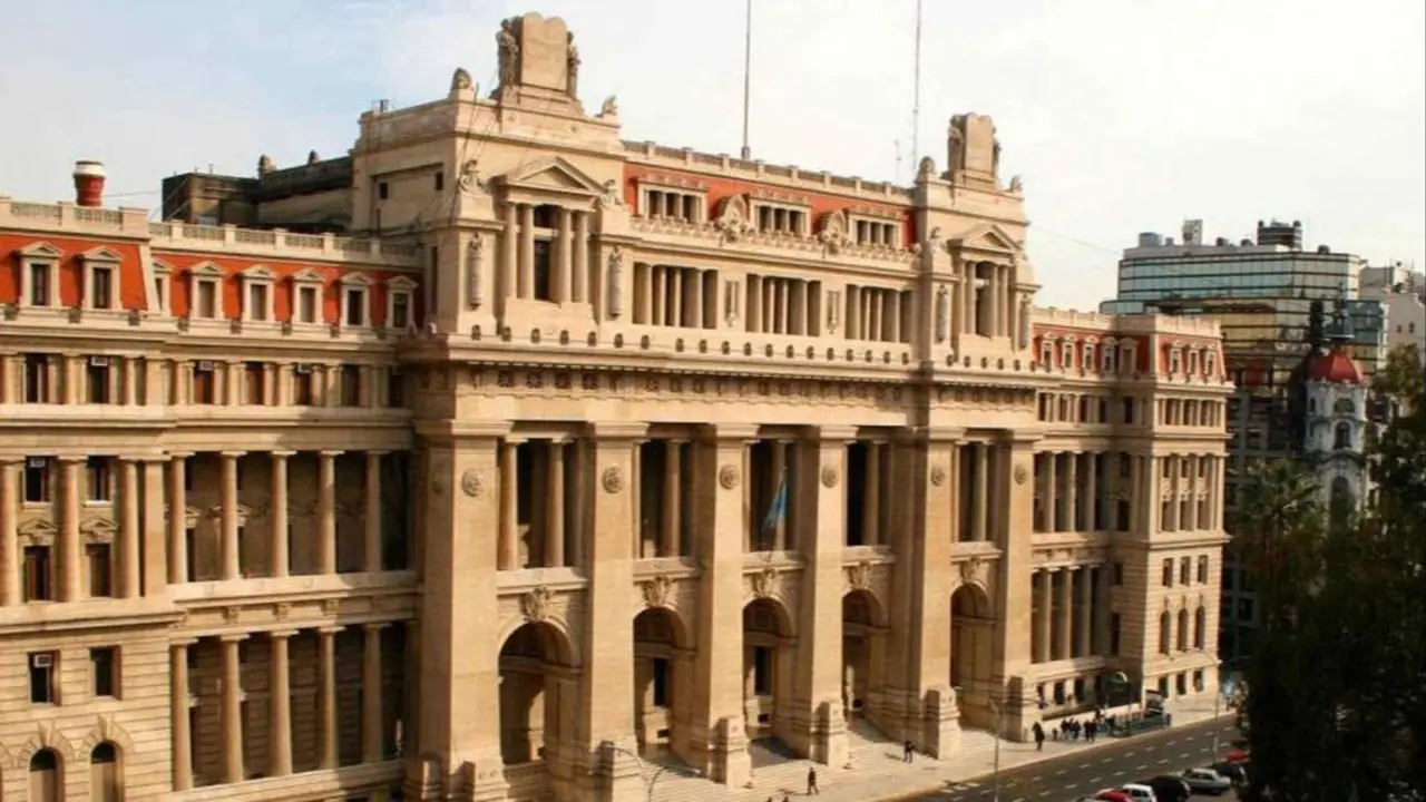 Los judiciales bonaerenses aceptaron un incremento salarial del 20%