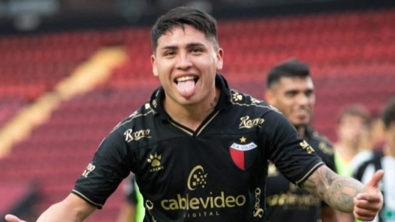 Un equipo "muy grande" de Europa podría llevarse a Farías si Boca y River no se apuran