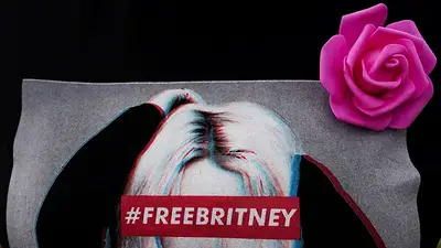 Britney Spears dice no estar preparada para volver a industria musical, la califica de "aterradora" Britney Spears dice no estar preparada para volver a industria musical, la califica de "aterradora"