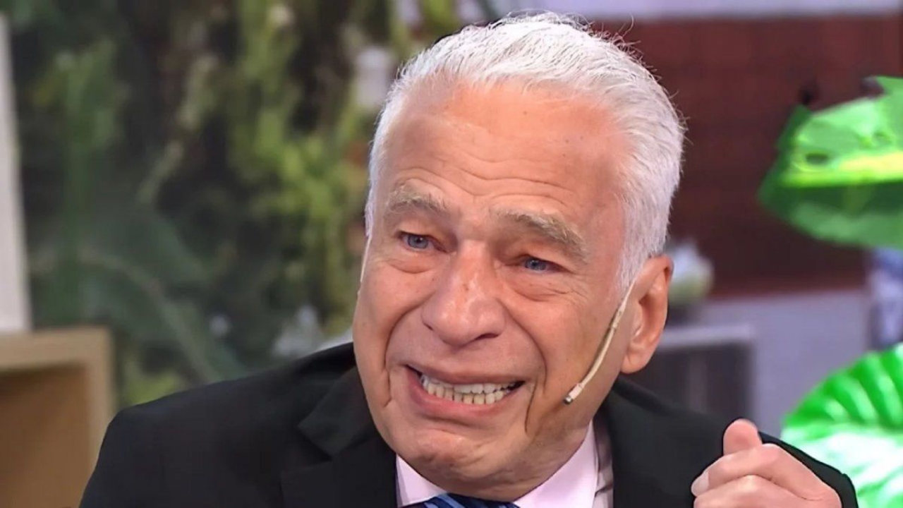 Alberto Cormillot llorando