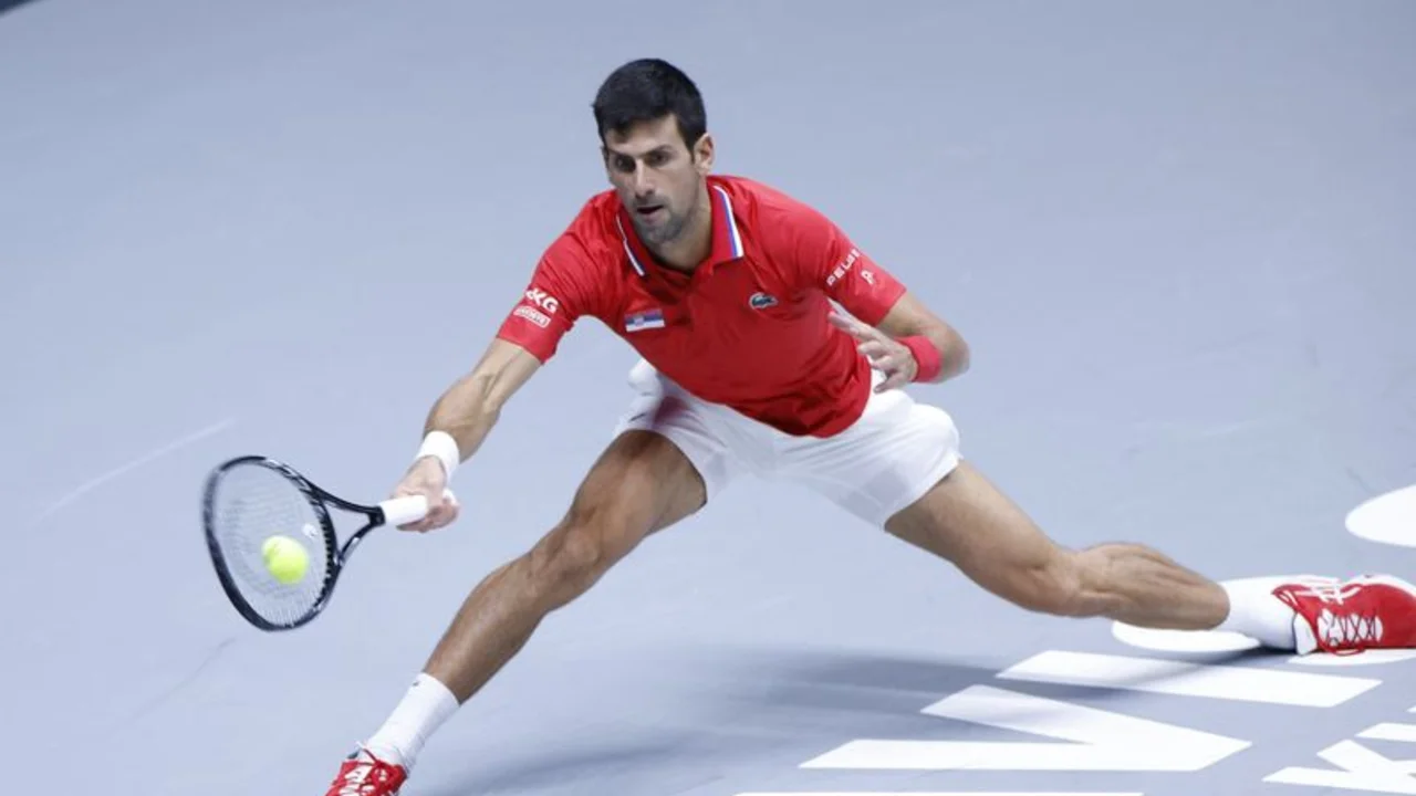 Djokovic se retira de la ATP Cup y aumenta dudas sobre su participación en Abierto de Australia