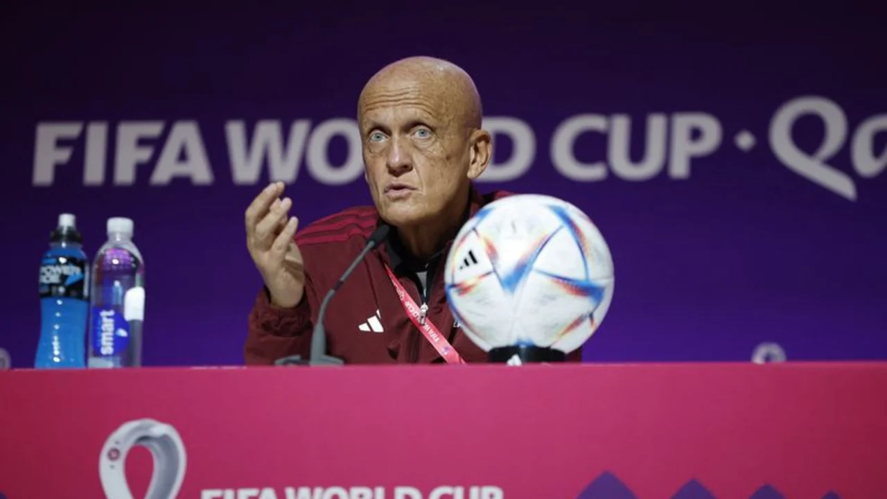 "La gente quiere ver más fútbol", dice Collina ante notable aumento en el tiempo de descuento