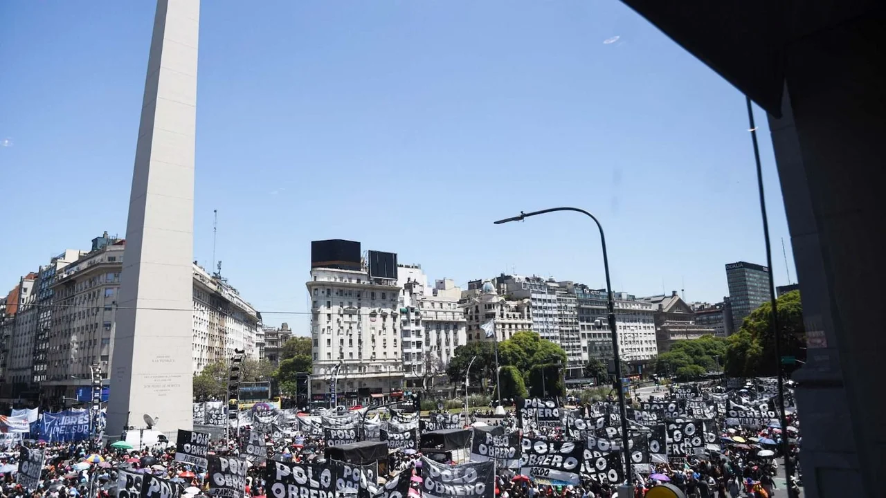 Organizaciones sociales levantaron el corte en el Puente Pueyrredón