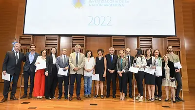 Fernández afirmó que pondrá "todo el dinero que haga falta" para ciencia y tecnología Fernández afirmó que pondrá "todo el dinero que haga falta" para ciencia y tecnología
