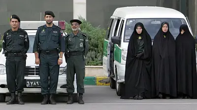 Irán avanza sobre la policía de la moral y aseguran que la habría eliminado Irán avanza sobre la policía de la moral y aseguran que la habría eliminado