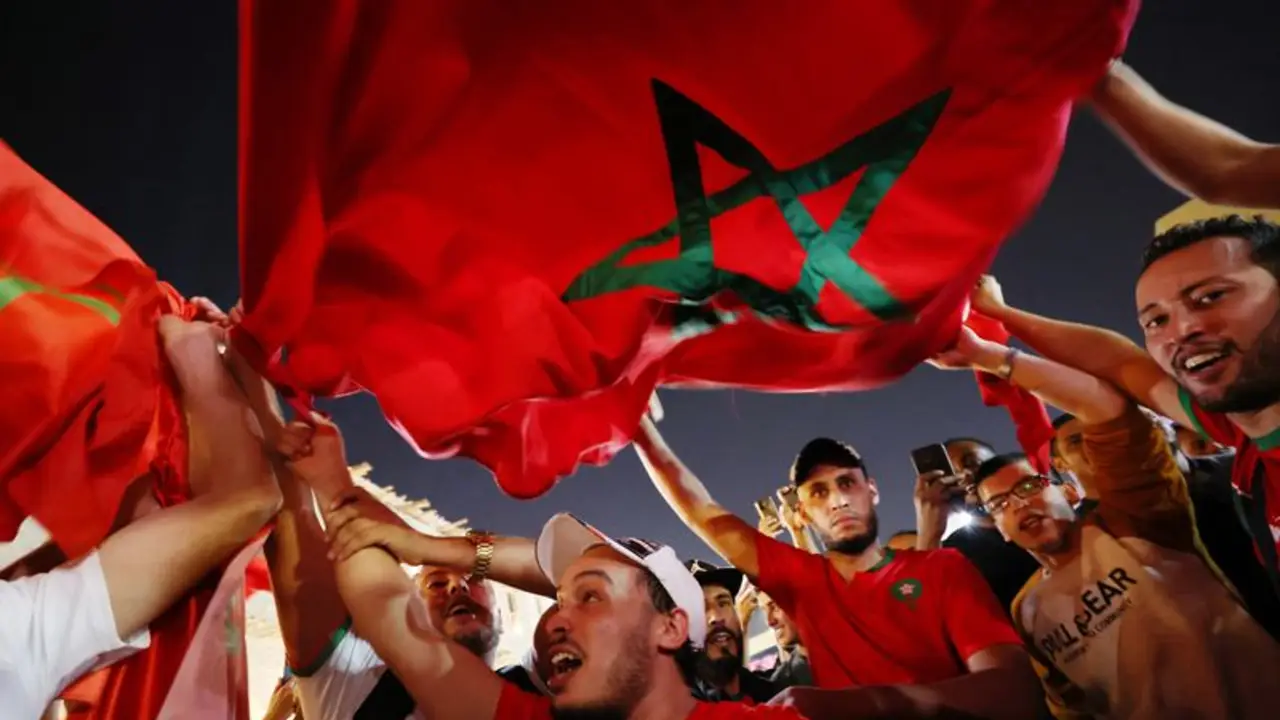 Los aficionados marroquíes se apresuran a conseguir entradas para el partido contra España