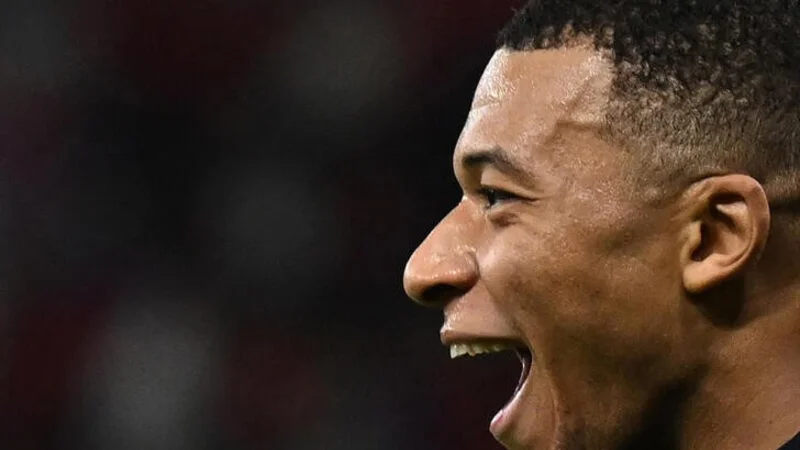 Mbappé se pierde el entrenamiento de Francia y hace trabajo de recuperación, dice federación