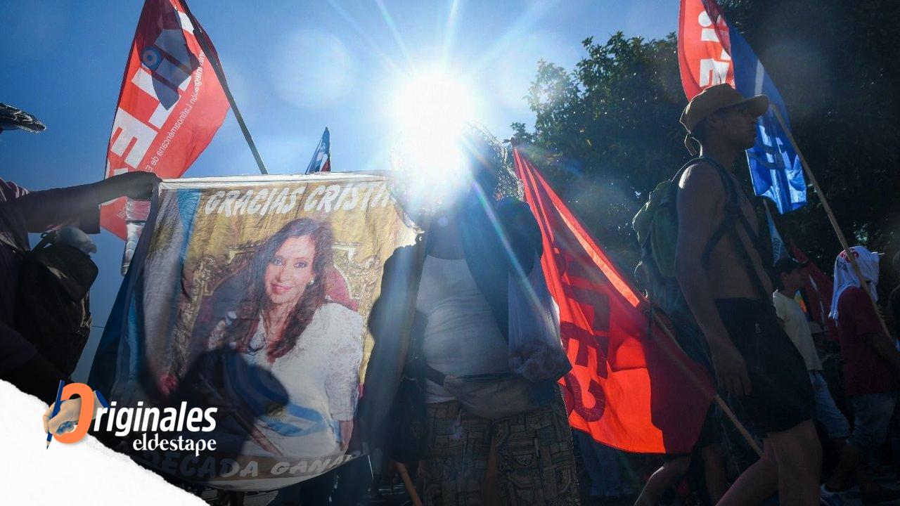 "Lo que sea necesario": CFK se baja para torcer la historia