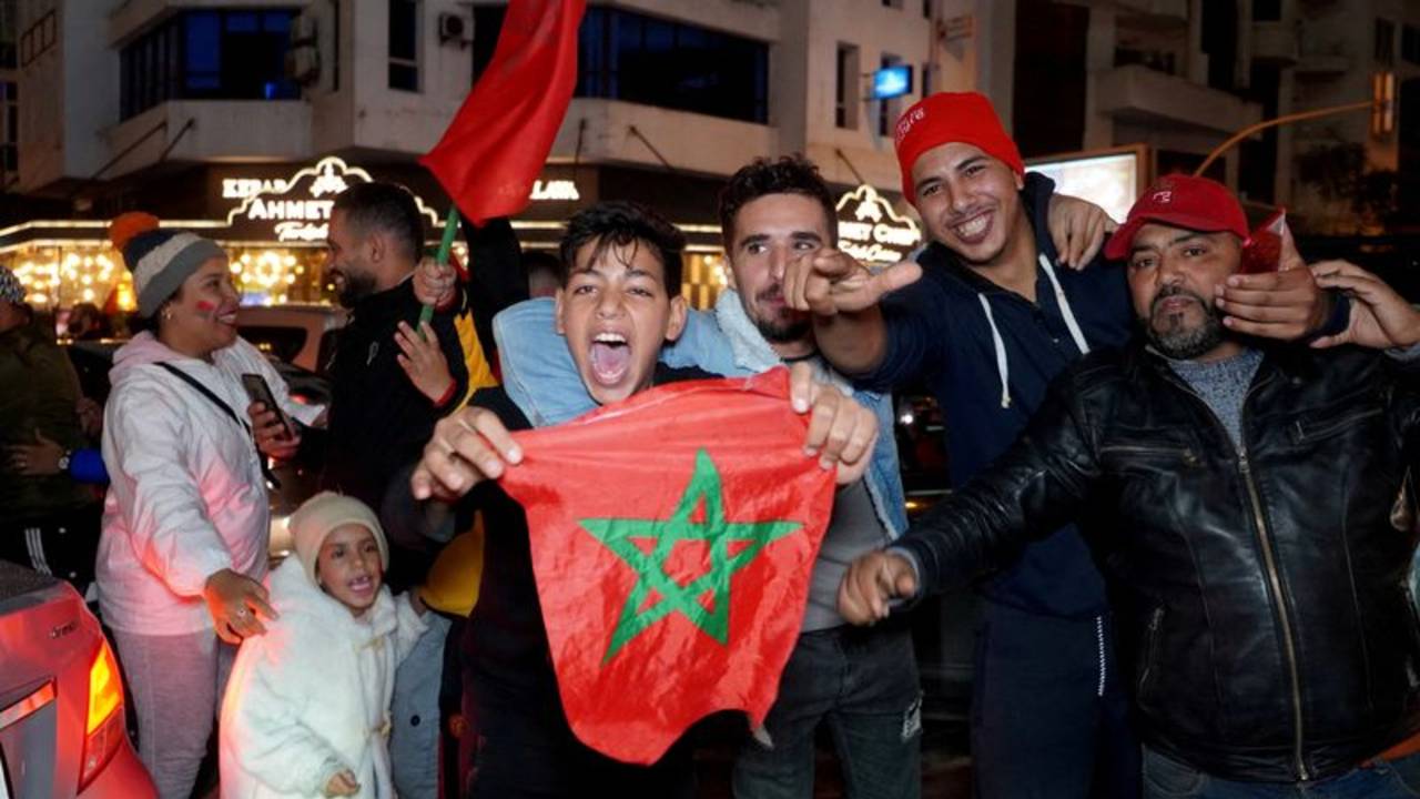 Los aficionados marroquíes se afanan por conseguir vuelos para el Mundial