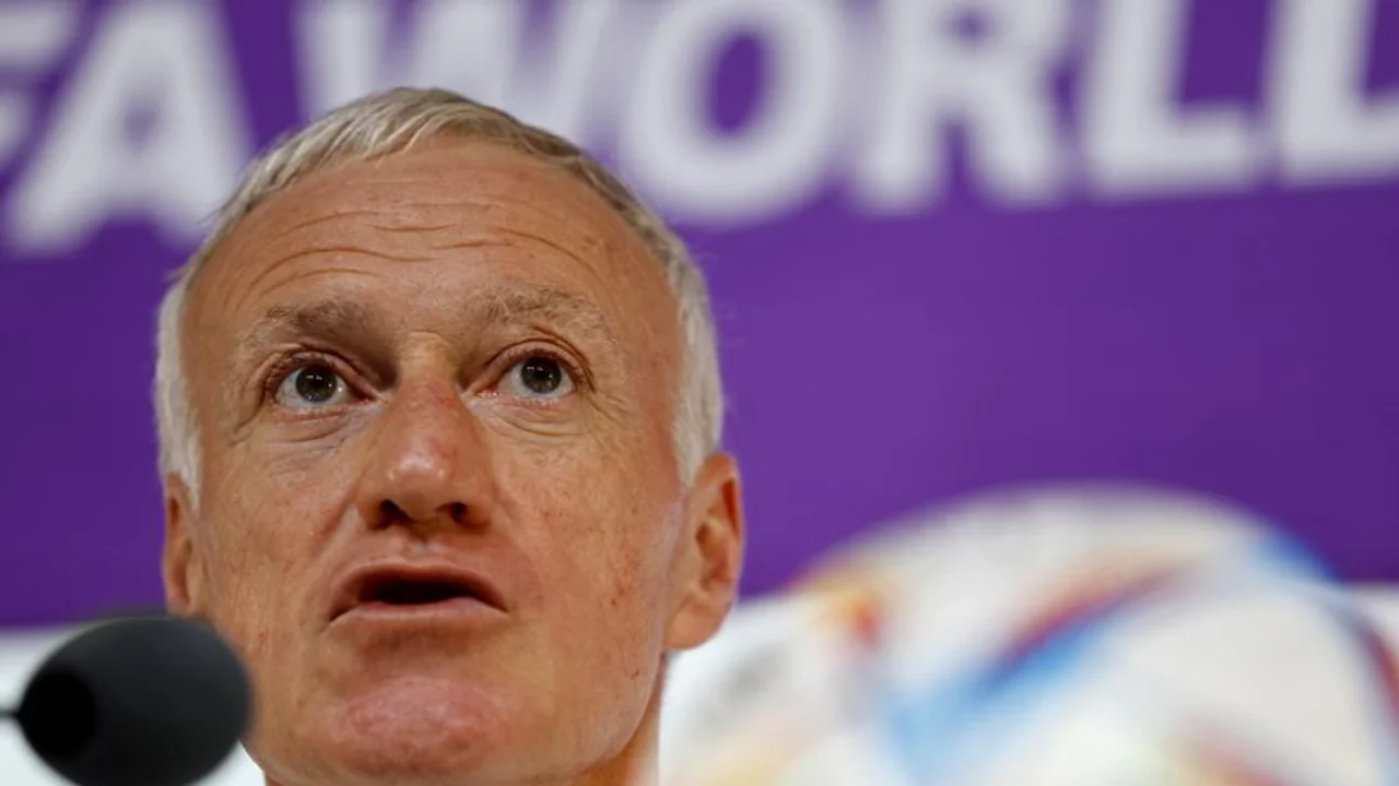 Francia está centrada en Inglaterra y no en la política, dice DT Deschamps