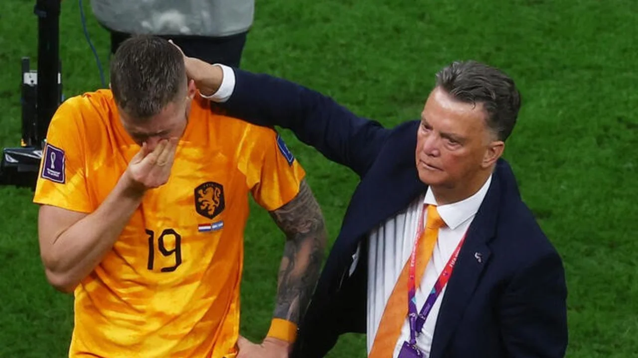 DT Van Gaal alaba el esfuerzo de sus jugadores, lamenta los penales fallados ante Argentina