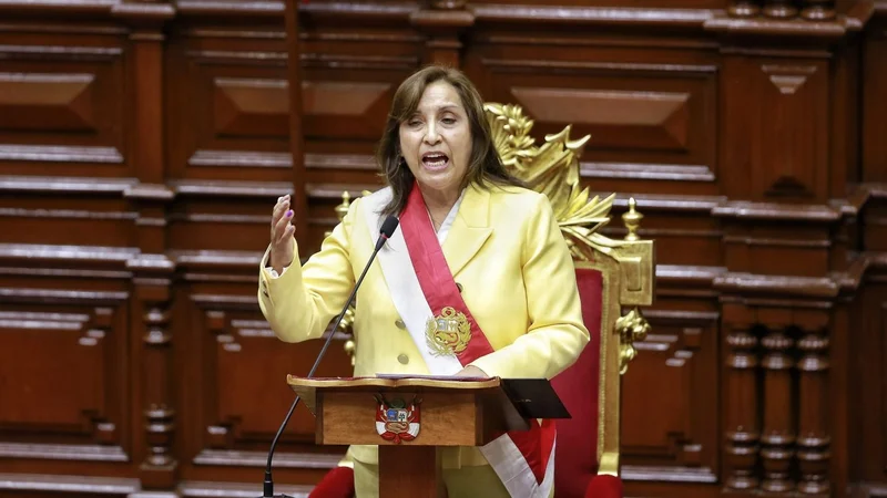 El Congreso peruano bloqueó por cuarta vez el adelanto de las elecciones