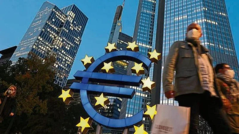 En medio del temor por una crisis bancaria, el Banco Central Europeo subió la tasa