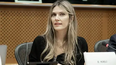 Escándalo de corrupción en la Eurocámara: removieron a una de sus vicepresidentas Escándalo de corrupción en la Eurocámara: removieron a una de sus vicepresidentas