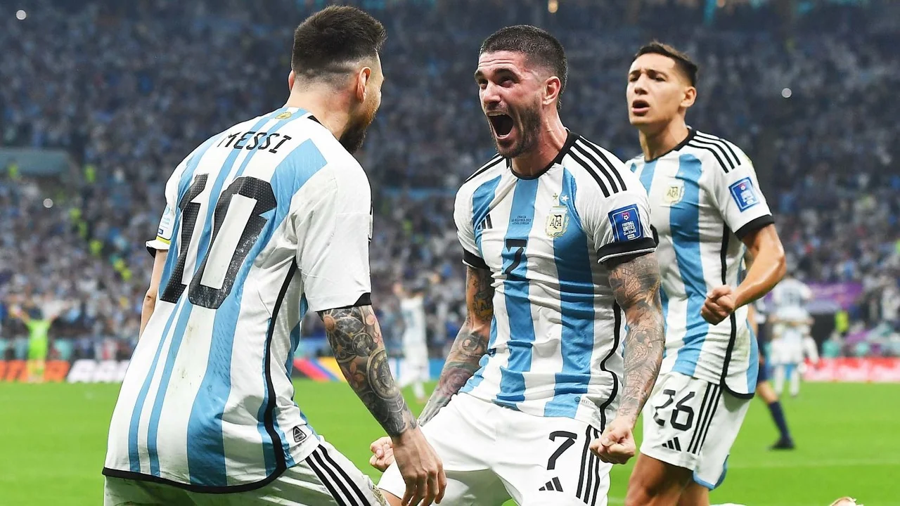 Rodrigo de Paul y Messi