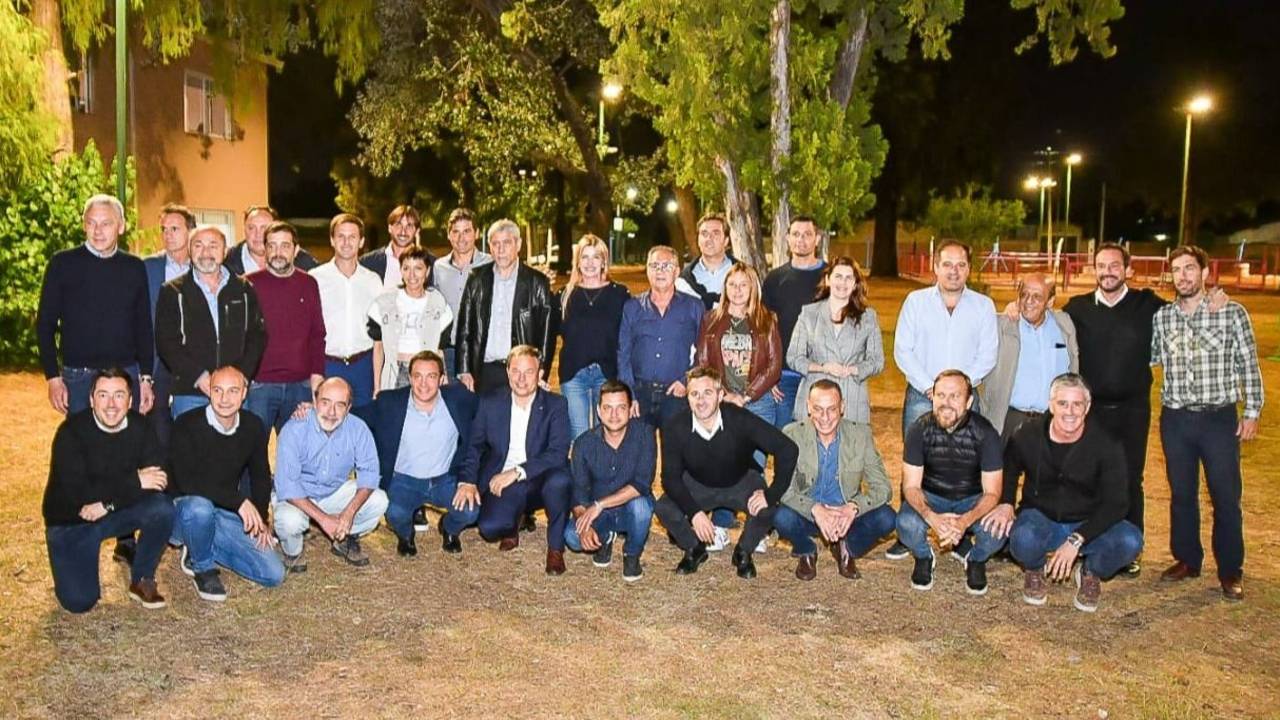 Los intendentes del PJ comenzaron a analizar la estrategia para una elección sin Cristina en la boleta