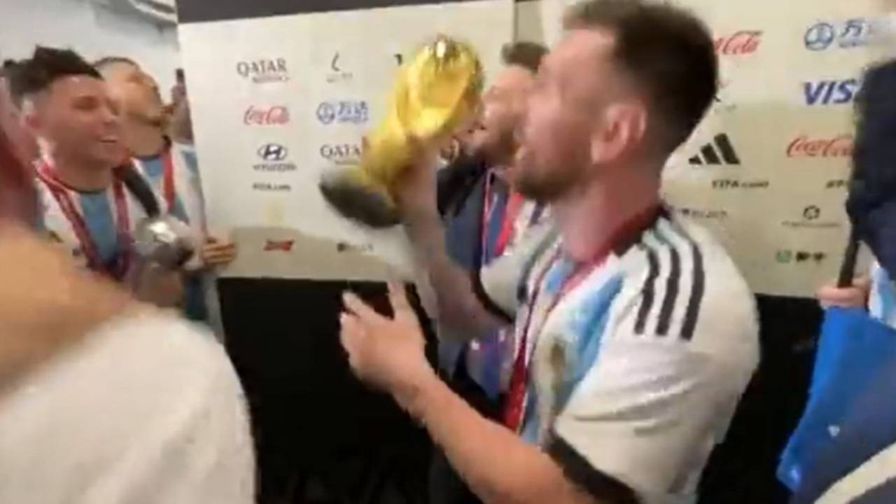 La Selección festejó con cantos contra periodistas: "No me importa lo que digan"