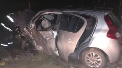 Mendoza: dos hombres y un niño murieron en un choque frontal Mendoza: dos hombres y un niño murieron en un choque frontal