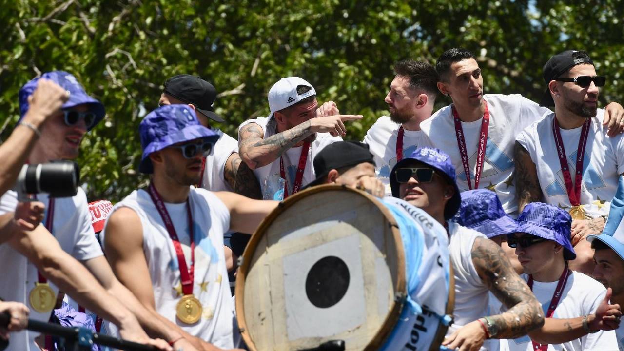 Galería de Fotos: las mejores fotos de la caravana de los campeones del mundo