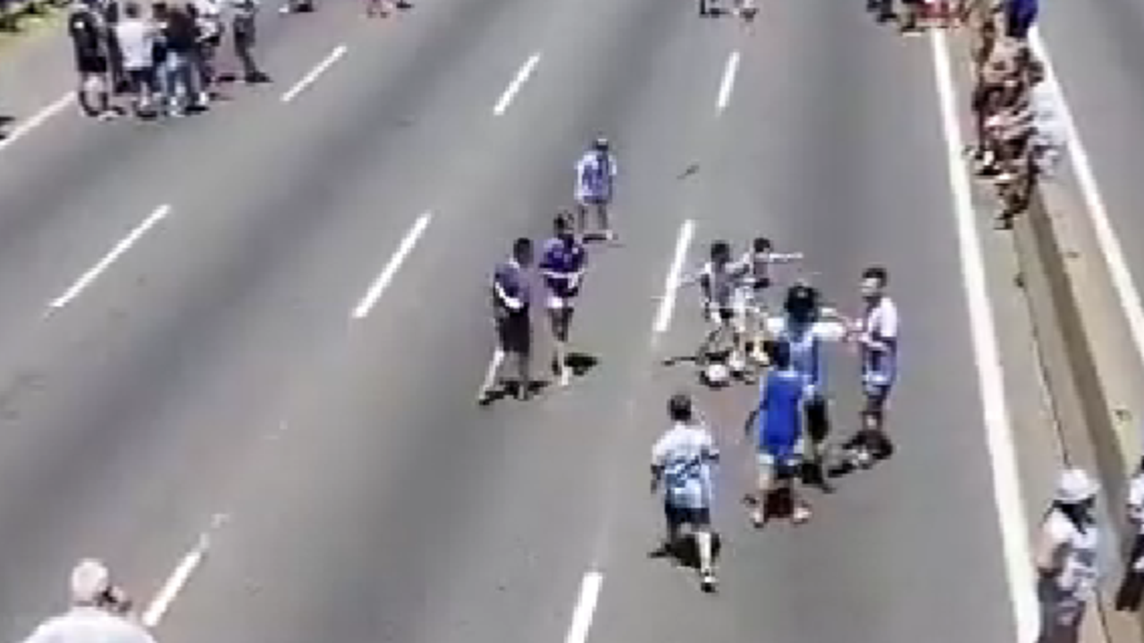 Video: el "picadito" que jugaron los más chicos en medio de los festejos de la Selección