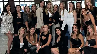 La emotiva dedicatoria de la esposa del Papu Gómez a las esposas de los jugadores. La emotiva dedicatoria de la esposa del Papu Gómez a las esposas de los jugadores.