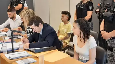 Cadena perpetua para las dos acusadas por el asesinato de Lucio Dupuy en vivo: seguí el minuto a minuto Cadena perpetua para las dos acusadas por el asesinato de Lucio Dupuy en vivo: seguí el minuto a minuto