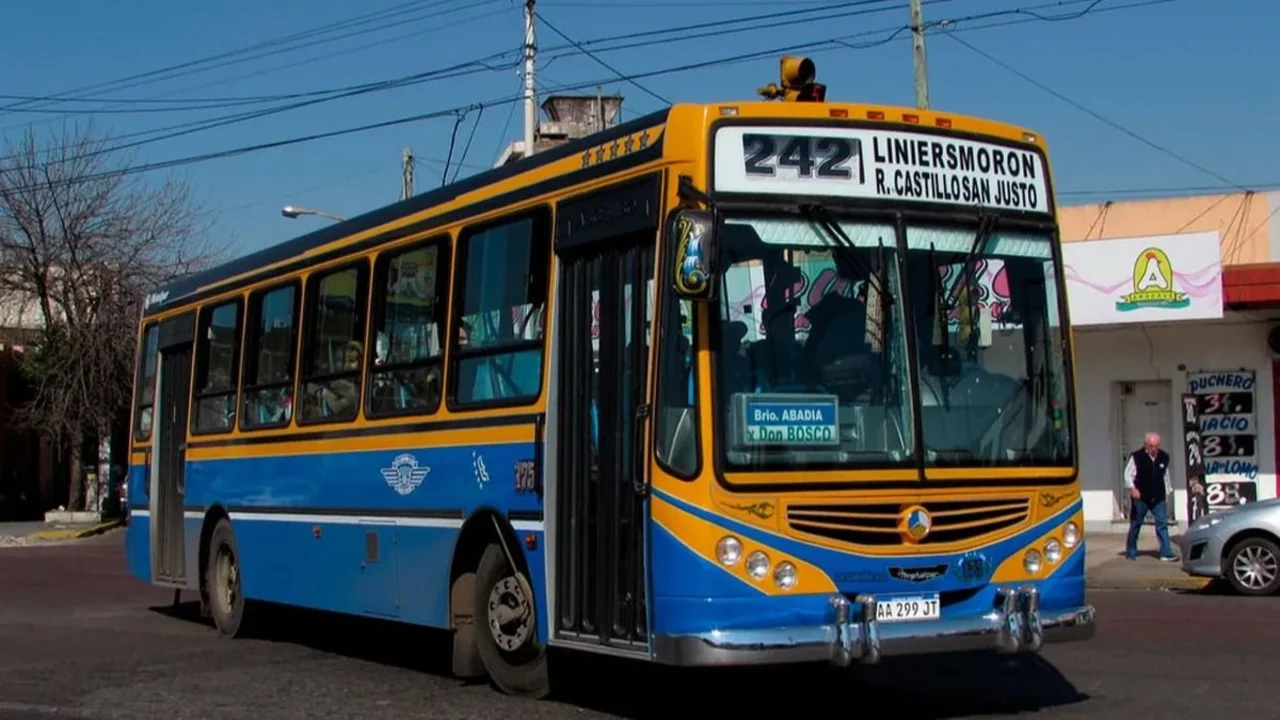 Navidad: hasta qué hora hay colectivos en PBA el 24 y 25 de diciembre 