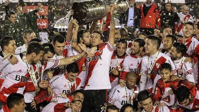 Carlos Sánchez River Plate Fútbol argentino