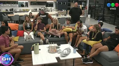 Otra participante al borde de la expulsión en Gran Hermano. Otra participante al borde de la expulsión en Gran Hermano.