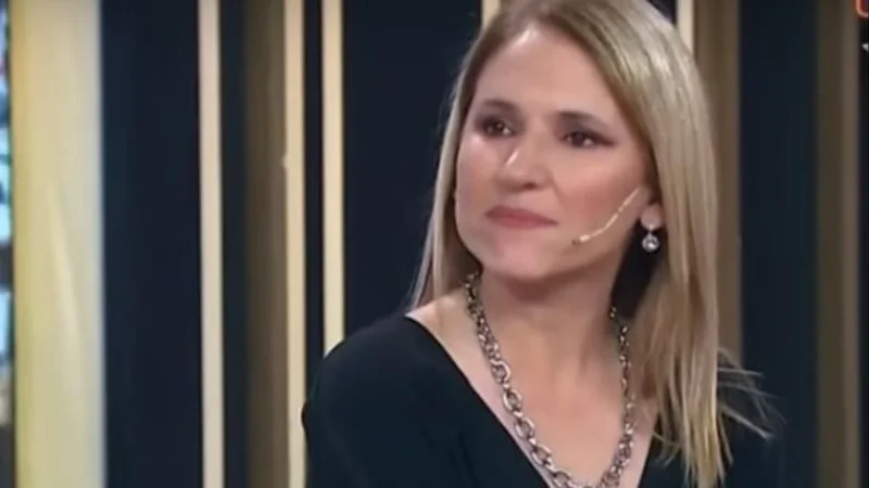 Fernanda Iglesias se fue de Argentina con un polémico mensaje.