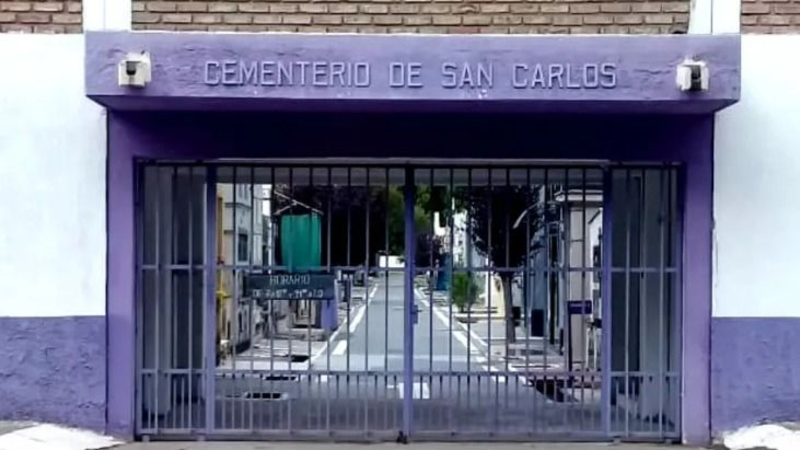 Cementerio San Carlos de Mendoza.