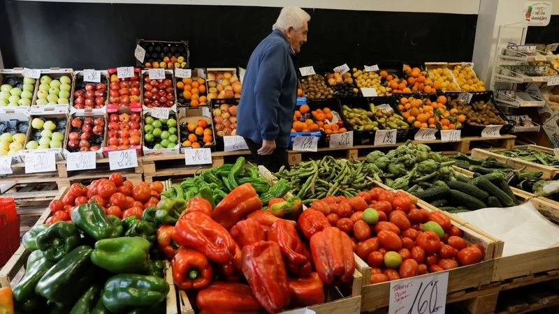 La suba de alimentos se aceleró y cerró febrero con una inflación del 6,8%