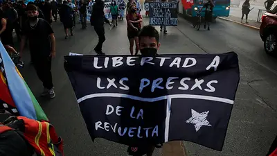Boric indultó a 10 detenidos durante la revuelta de 2019 Boric indultó a 10 detenidos durante la revuelta de 2019