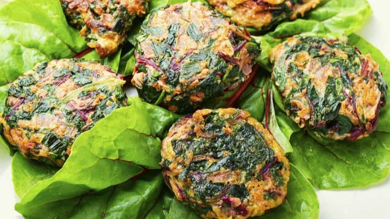 Cómo hacer buñuelos de acelga ricos y crocantes en 5 pasos: la receta perfecta