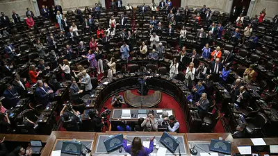 La Libertad Avanza y algunos bloques opositores avanzaron en busca de acuerdos por el proyecto de ley "Bases" La Libertad Avanza y algunos bloques opositores avanzaron en busca de acuerdos por el proyecto de ley "Bases"