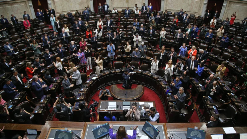 Javier Milei, presidente: el minuto a minuto de este lunes 8 de enero Javier Milei, presidente: el minuto a minuto de este lunes 8 de enero