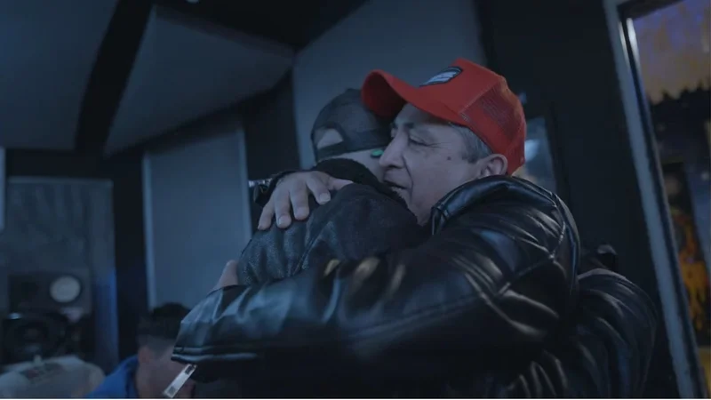 Se estrenó el nuevo tema de Huguito Flores con Pablo Lescano.