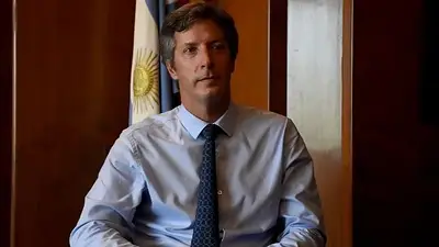 Bausili acelera flexibilización del crédito en dólares pero reconoce que no habrá un boom Bausili acelera flexibilización del crédito en dólares pero reconoce que no habrá un boom