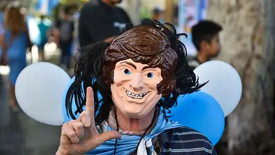 Se resquebraja la base joven de Milei: el 15% de quienes lo votaron en 2023 hoy está decepcionado Se resquebraja la base joven de Milei: el 15% de quienes lo votaron en 2023 hoy está decepcionado