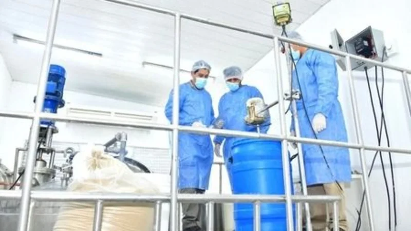 El laboratorio que entrega productos gratuitos para combatir una enfermedad letal