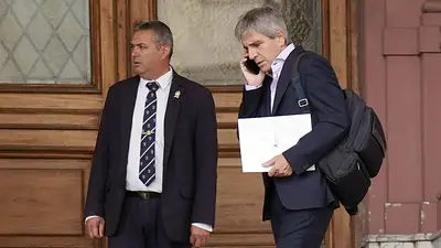 Luis Caputo aseguró que la gente "está contenta" con el ajuste Luis Caputo aseguró que la gente "está contenta" con el ajuste