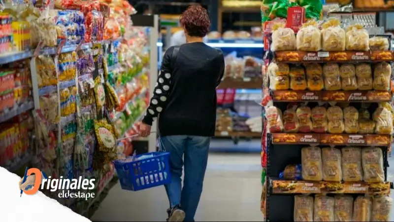 Atraso cambiario y canasta básica: en un año, las familias pueden comprar 22 kilos de pollo y 126 litros de leche menos Atraso cambiario y canasta básica: en un año, las familias pueden comprar 22 kilos de pollo y 126 litros de leche menos
